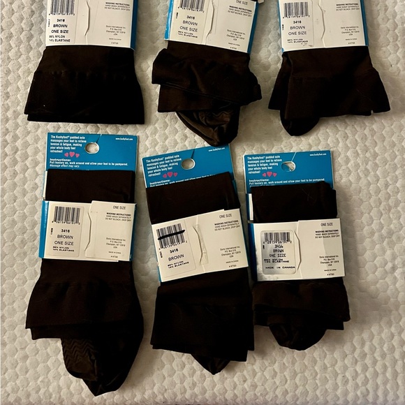 Kushyfoot opaque knee length compression socks. - Picture 4 of 4